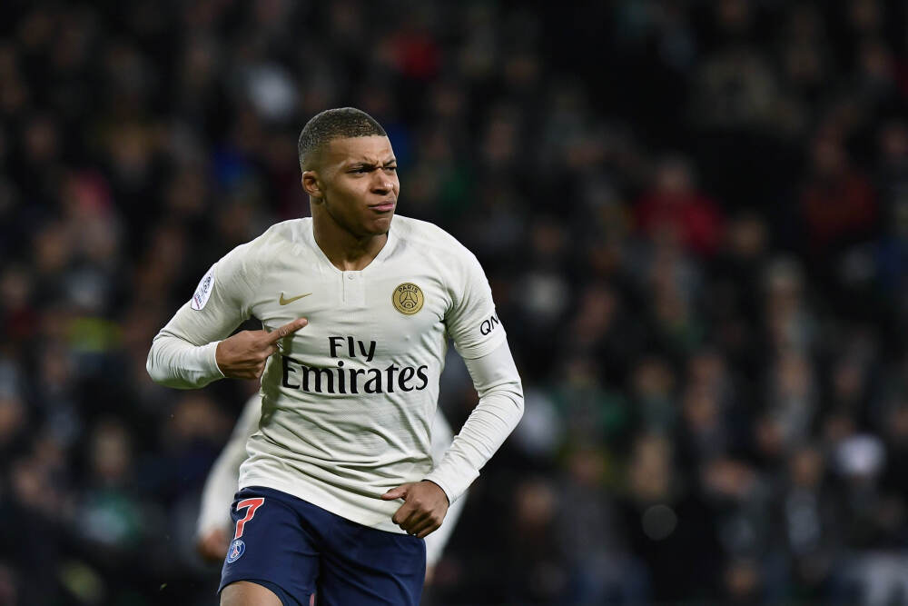 狼队中场坦言自幼有口吃：这不应成为障碍，而应该激励你加倍努力